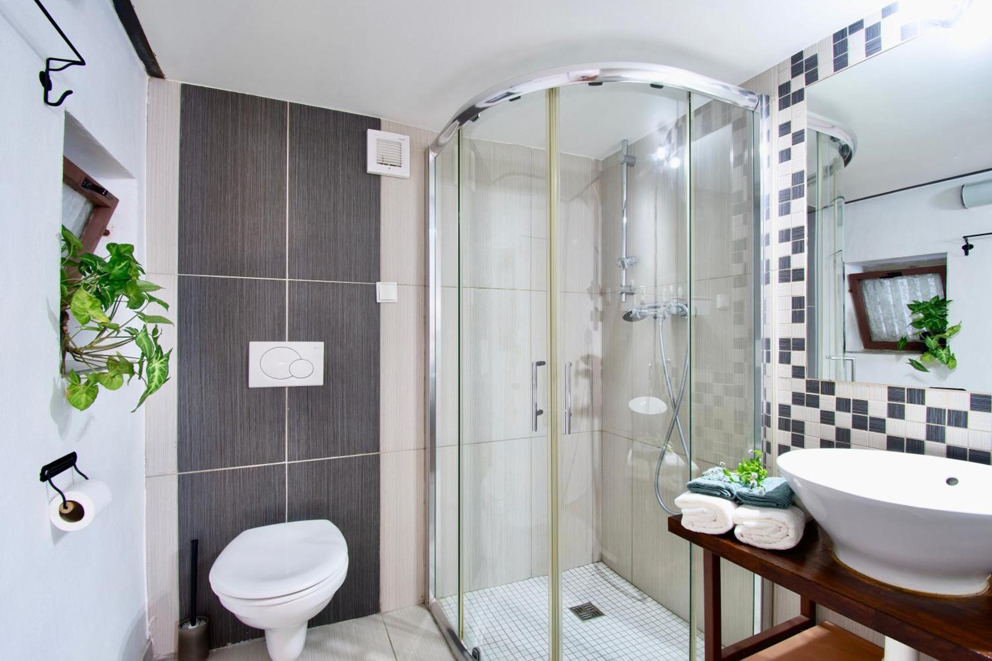 Netradicny Apartman V Centre براتسيلافا المظهر الخارجي الصورة